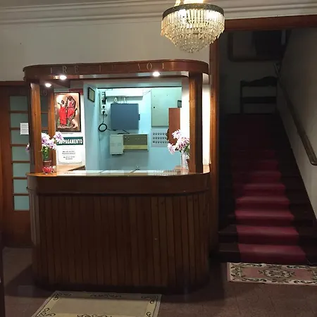 Residencial Central Гостевой дом Калдаш-да-Раинья