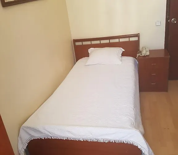 Residencial Affittacamere Caldas Da Rainha